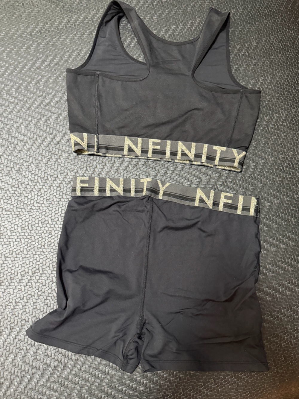 Black 'World Cup' Graphic nfinity set - Picture 2 of 2